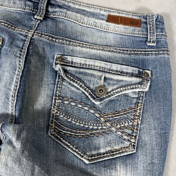 L.e.i. Ashley Low Rise Slim Boot Jeans Medium Wash Faded - Size: 9 - Picture 10 of 10